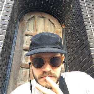 Meet your Posher, Evan